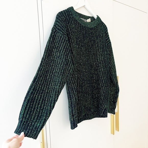 Vintage Razzle Dazzle sweater with metallic threading throughout - Picture 3 of 5